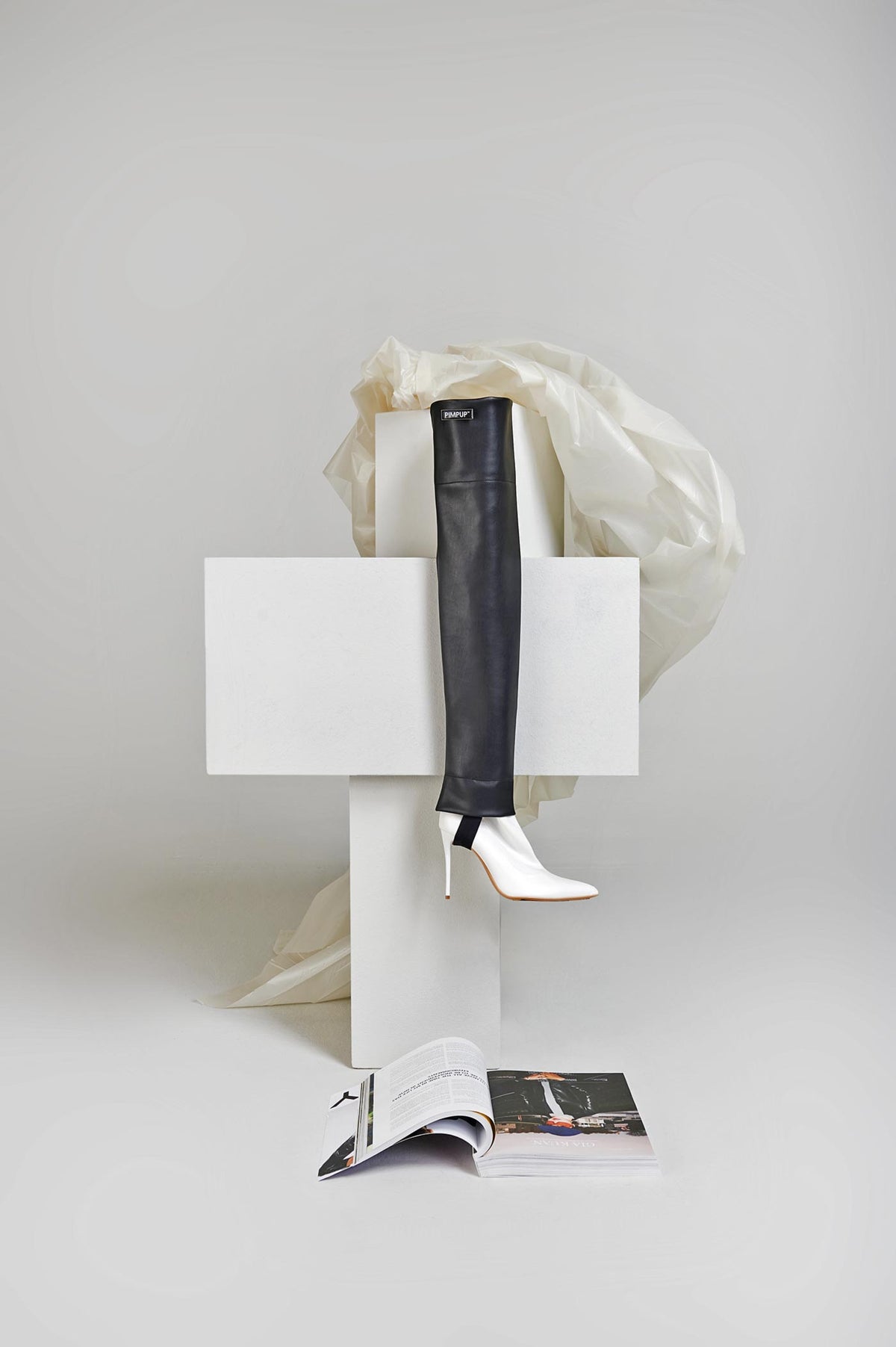 Archive du concept PIMP UP™ et silhouette de botte textile
