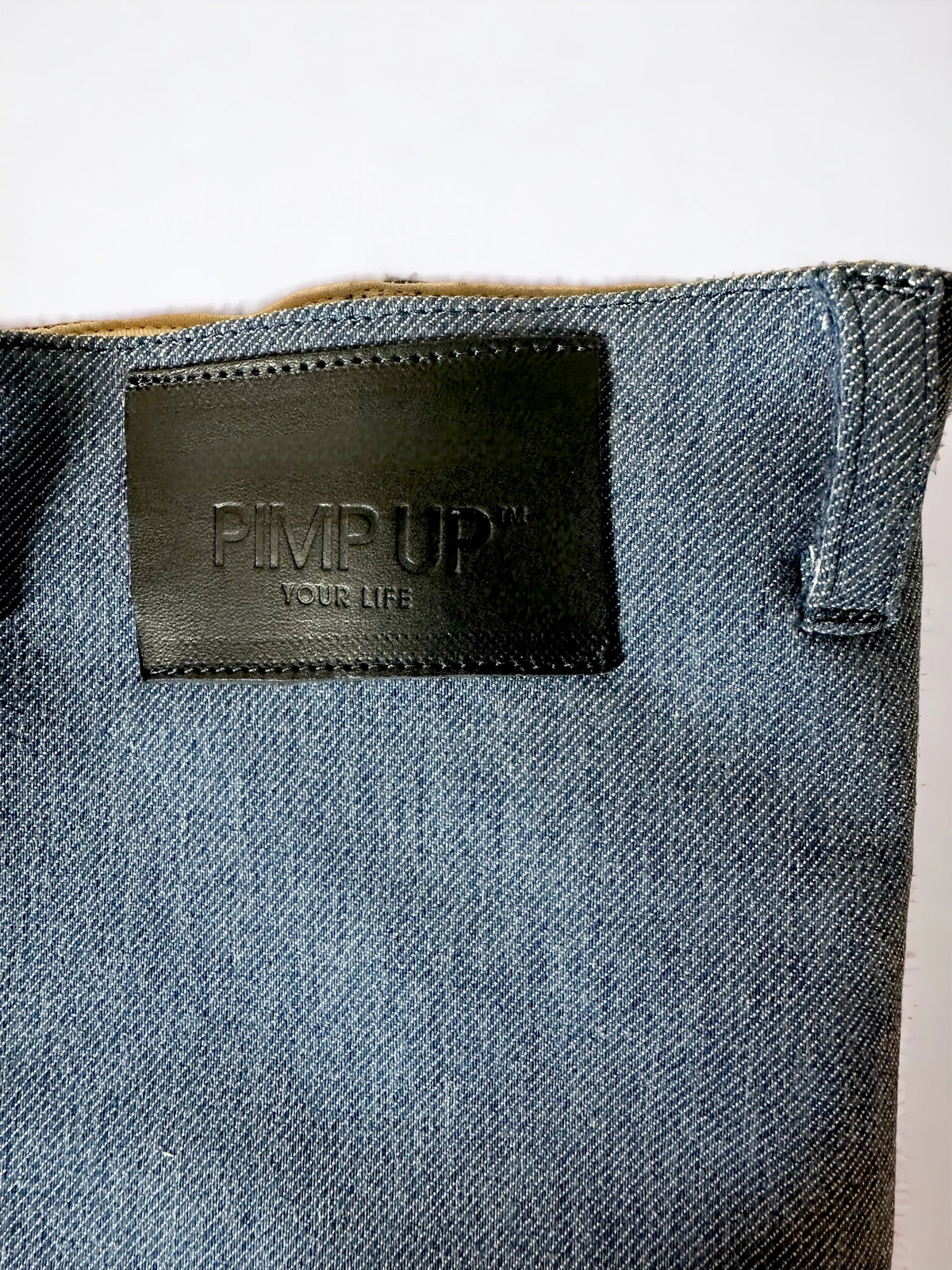PIMP UP™ LARA BLUE JEANS — détail de l’étiquette