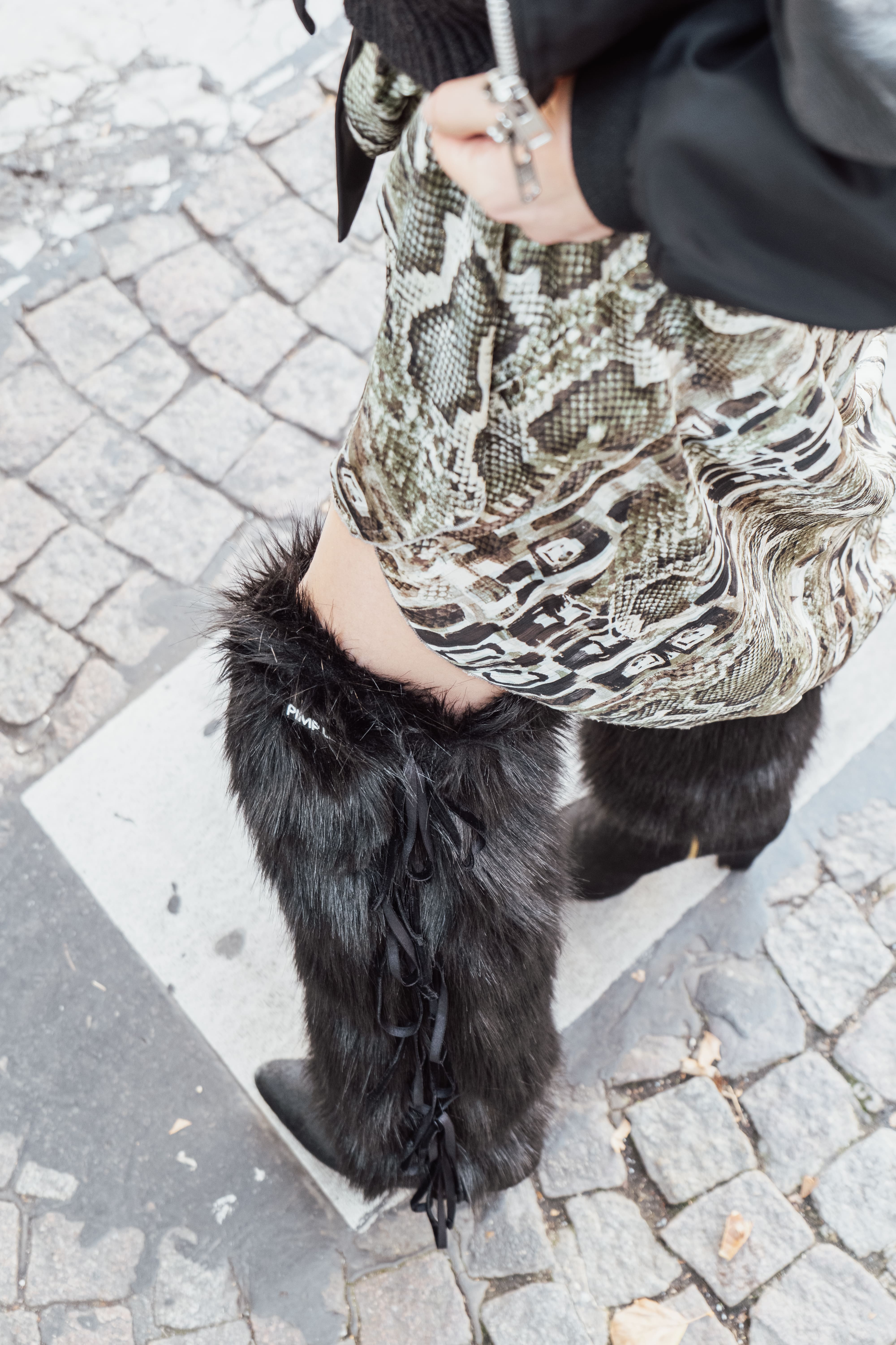 ICONIC WRAP™ PORTEFEUILLE - L’élégance en un nœud