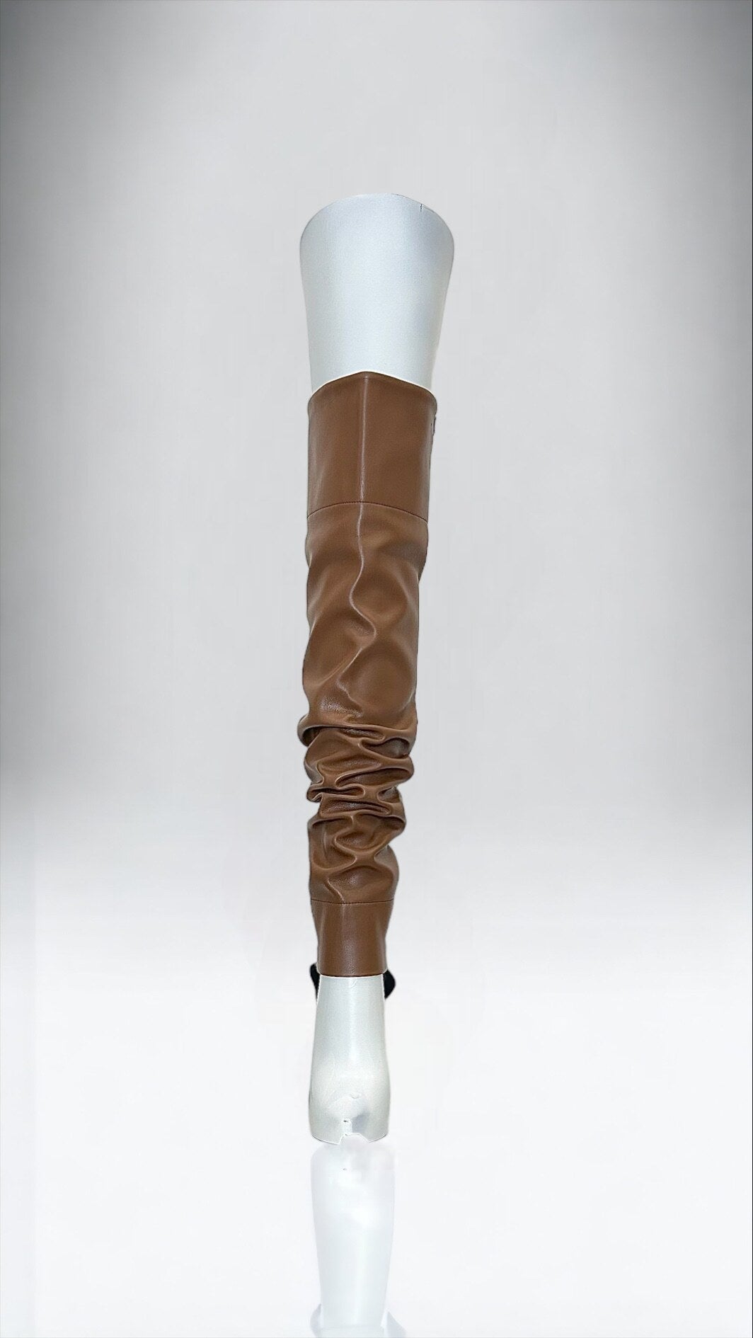 PIMP UP™ BASIC cuir porté plissé sous le genou